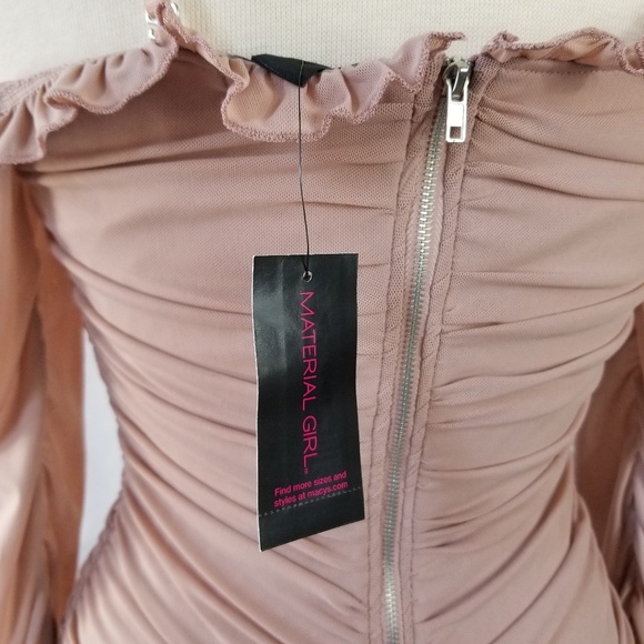 MATERIAL GIRL Off-The-Shouldr Ruched Bodycon Dress - Picture 5 of 8